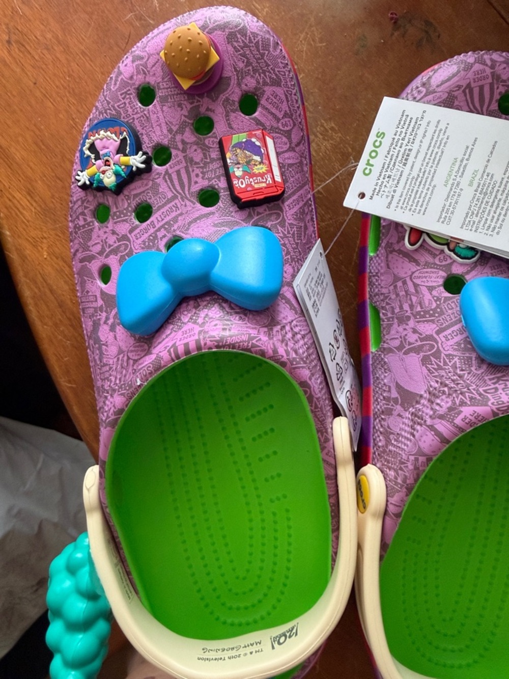 CROCS The Simpsons edition size 12 M Clogs - Picture 2 of 11
